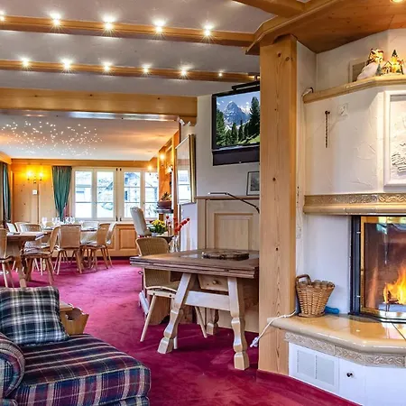 Am Renn Chalet 8br - What'app - 0034-635-520-036 - For Reservations!! * Grindelwald